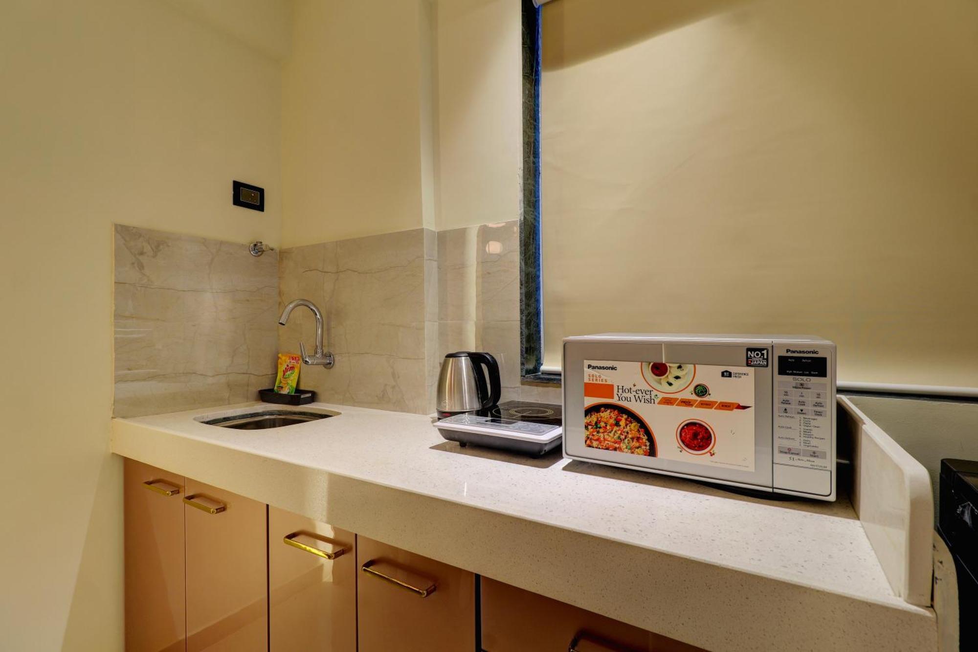 Home2 Studio Apartments Mumbai Luaran gambar